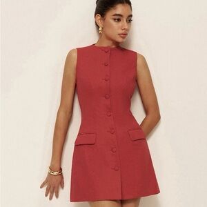 Elegant Sleeveless Red Dress
New with tags